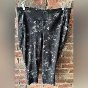 Lululemon Swift Speed High Rise Luxtreme
 Size 16